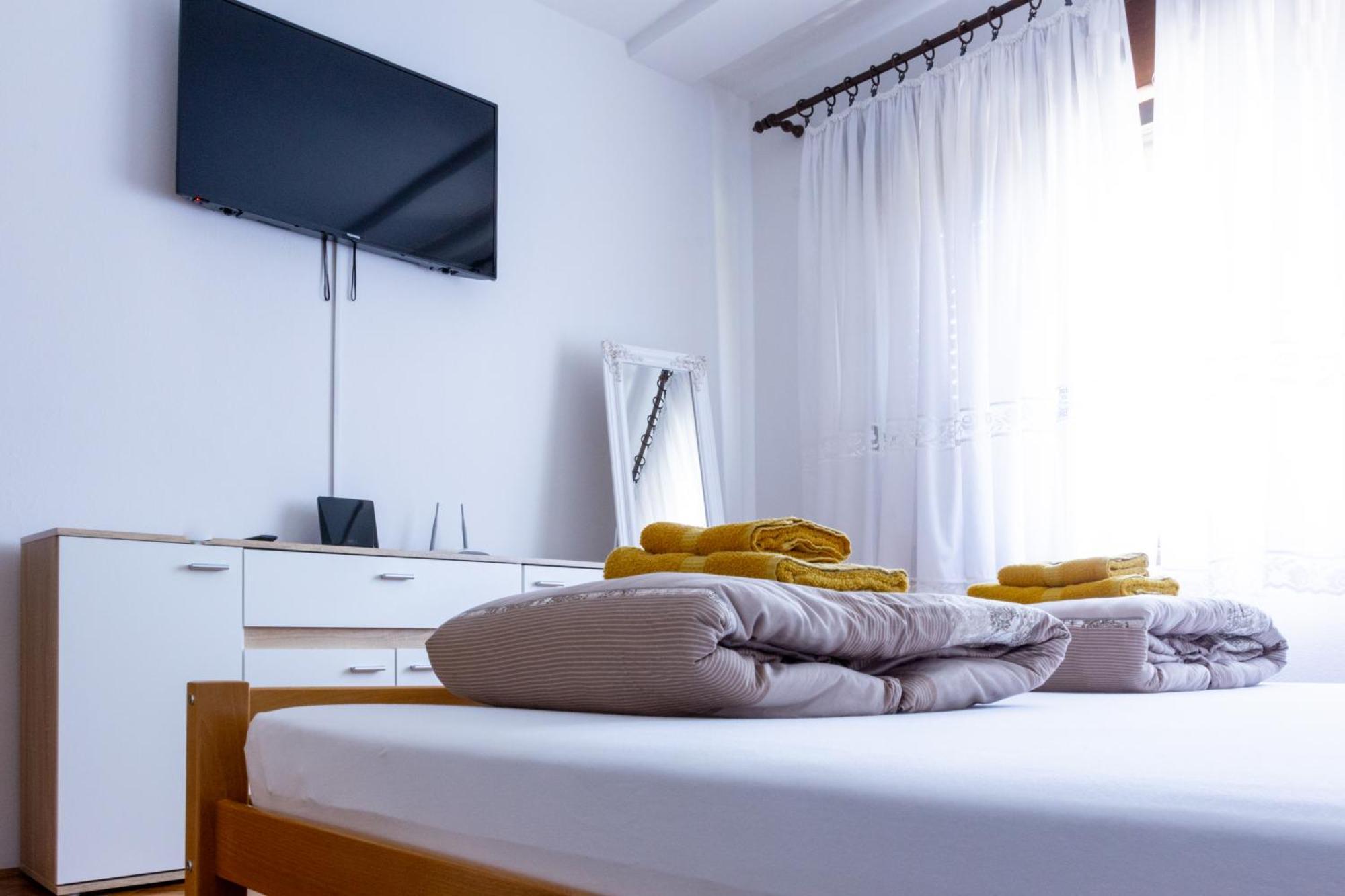 Sea View Retreat With 170Mbps Wifi And Sunny Balcony Apartment Kastav Exterior photo