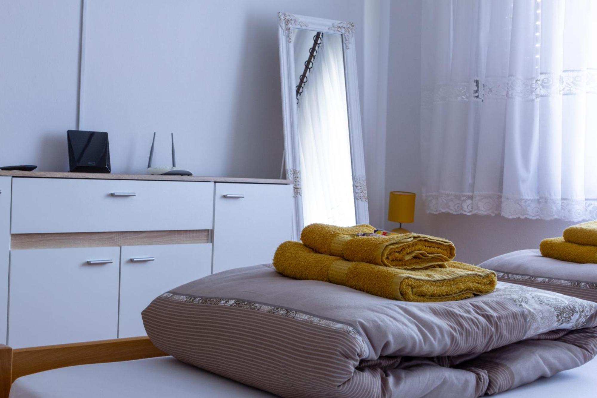 Sea View Retreat With 170Mbps Wifi And Sunny Balcony Apartment Kastav Exterior photo