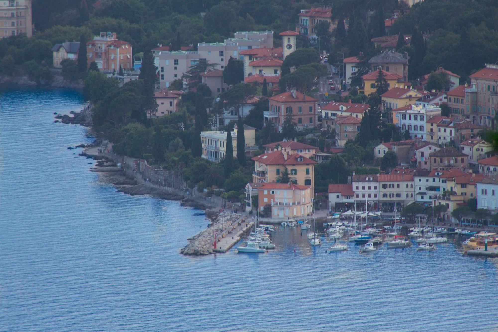Sea View Retreat With 170Mbps Wifi And Sunny Balcony Apartment Kastav Exterior photo